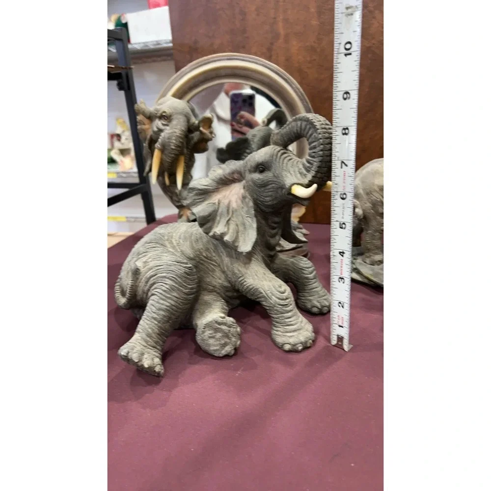 Elephant Figurine Collection – Decorative Resin Statues Mirror Piece & Accents